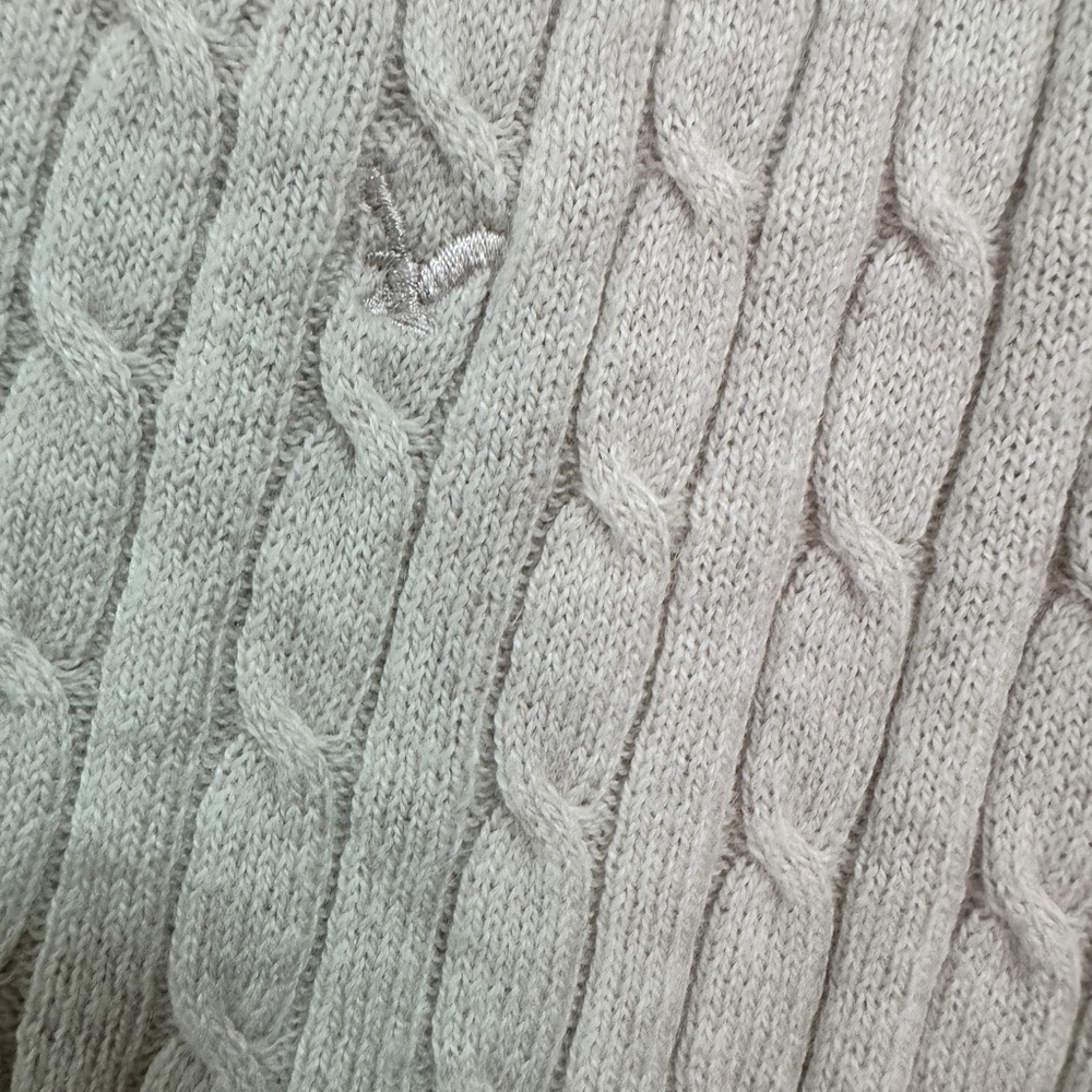 Y2K Style American Eagle Outfitters Cream V-Neck Sweater Woman’s Size Large - Picture 2 of 4